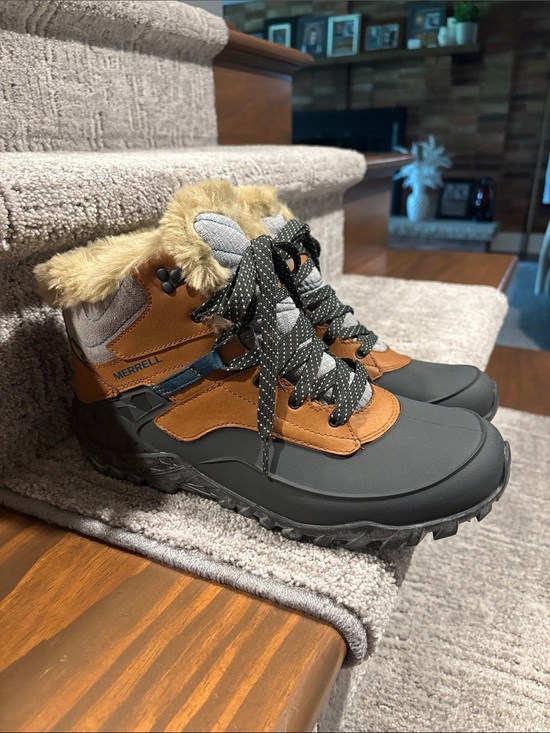 Merrell Shoes - Merrell Brown and Gray Winter Hiking Boots size 9.5